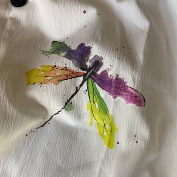 NWOT white pant with dragonfly detail on front near waist and lower leg - Picture 2 of 4